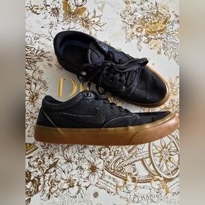 Nike SB Charge Black Sneakers Keds Canvas Brown Sole Size 7